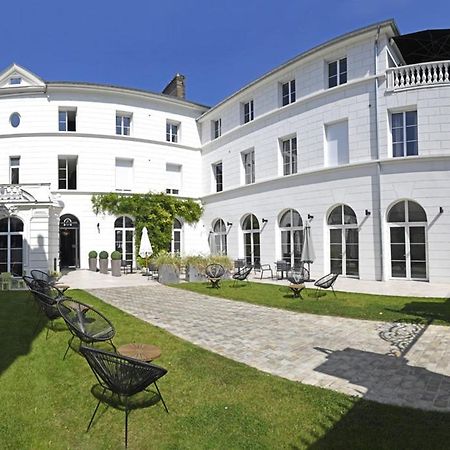Manoir De L'Eveche Et Spa Лизио Екстериор снимка